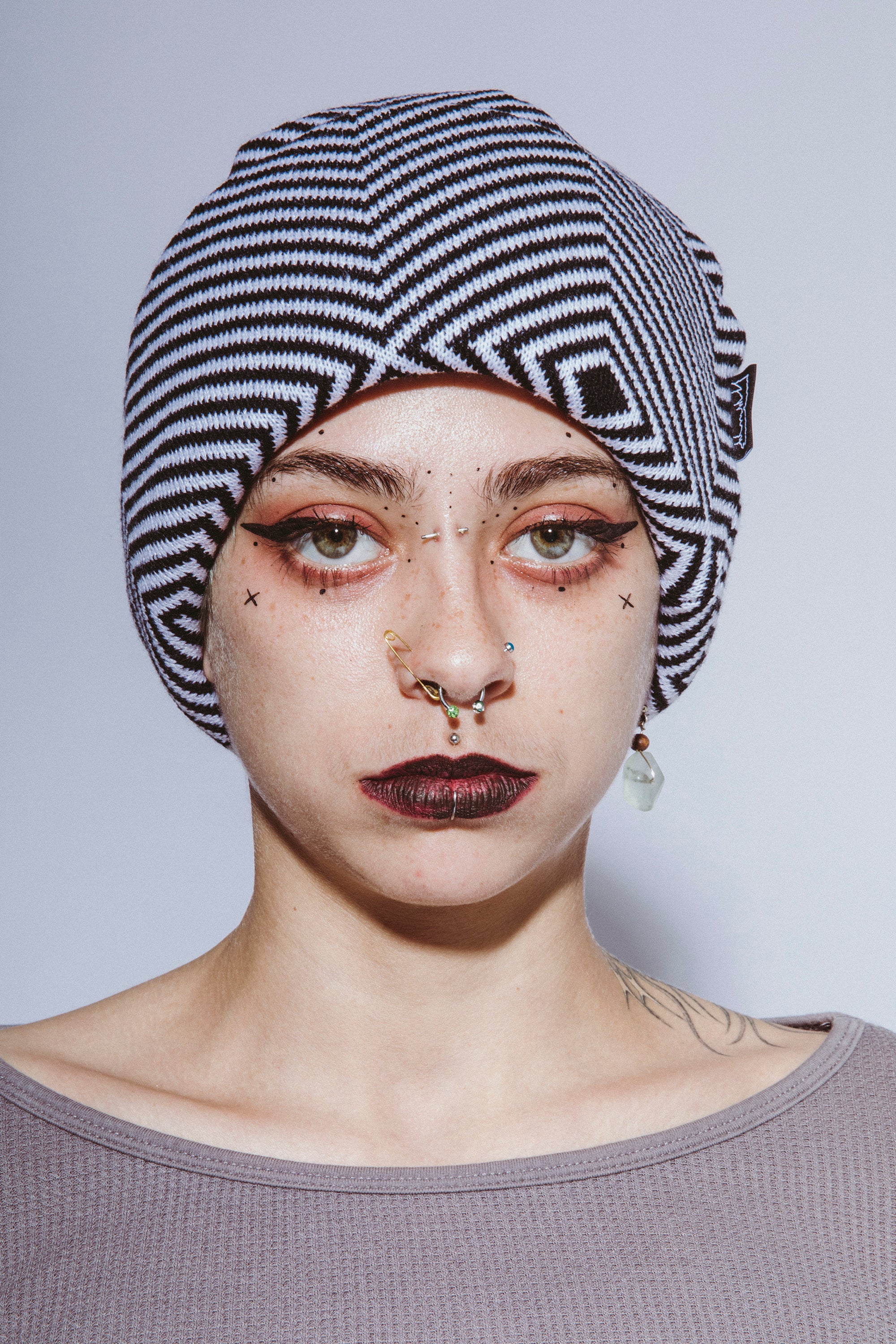 Hurt Your Eyes Beanie – Fucking Awesome