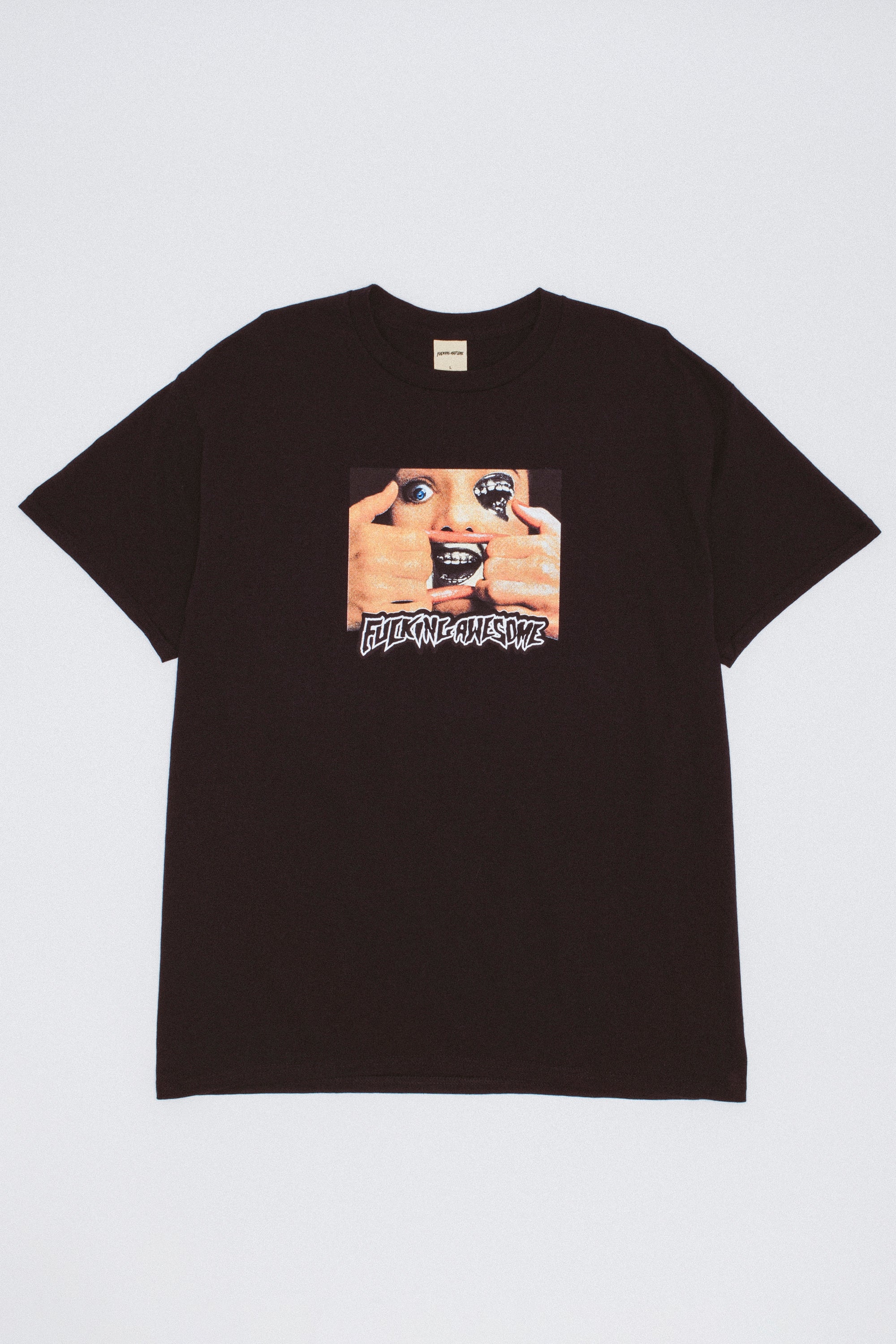 90's fruits フェードブラックT Brace Face Tee – Fucking Awesome