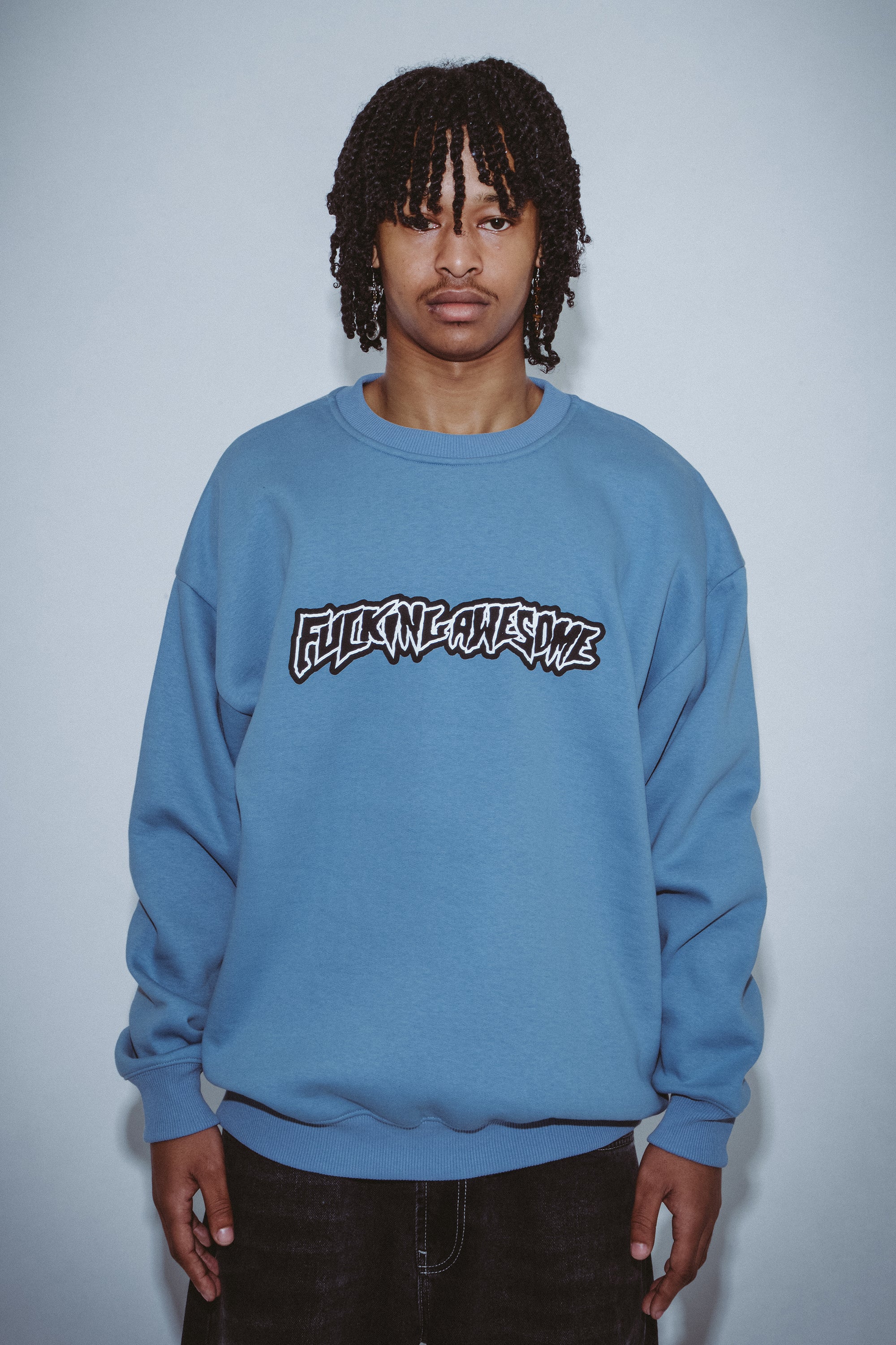 Crewnecks – Fucking Awesome