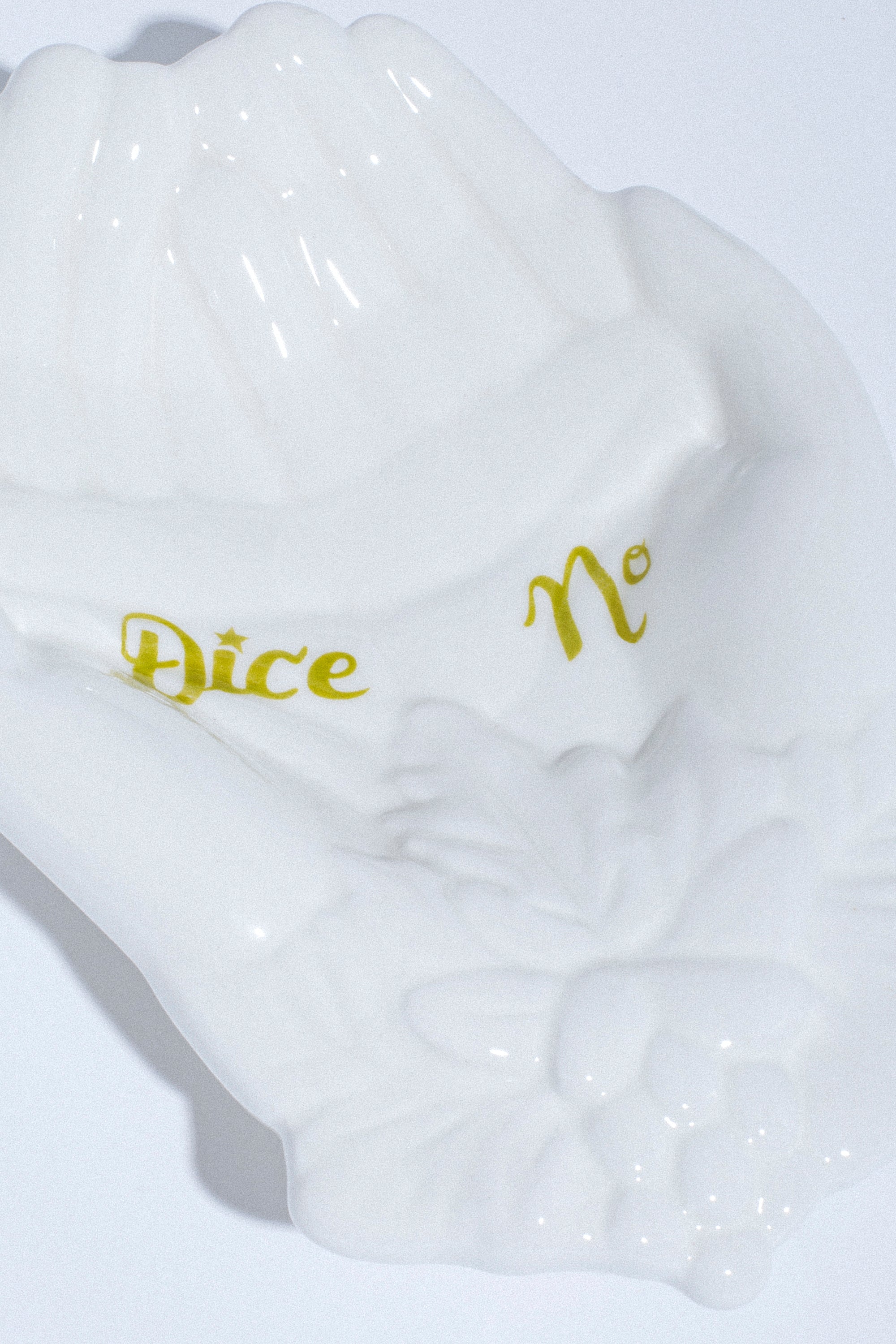 Hands Ashtray – Fucking Awesome