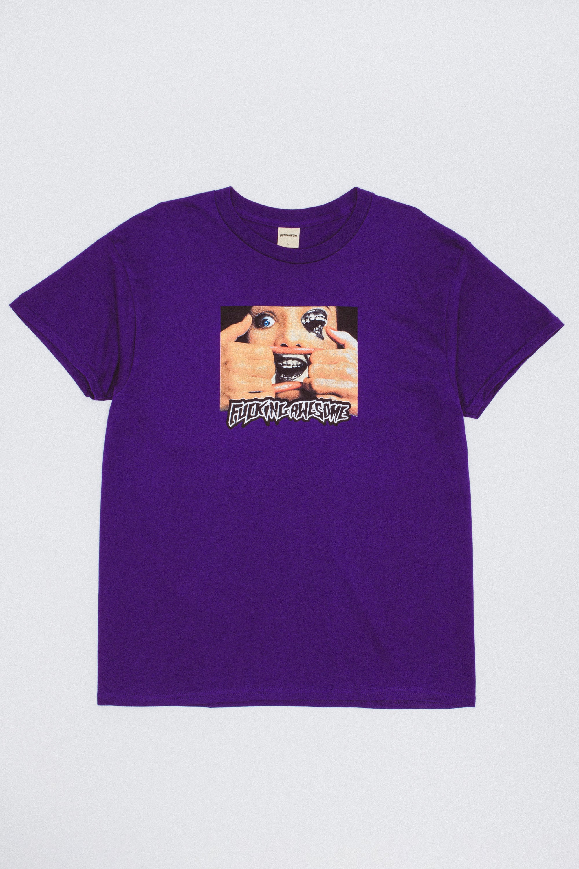 Brace Face Tee – Fucking Awesome